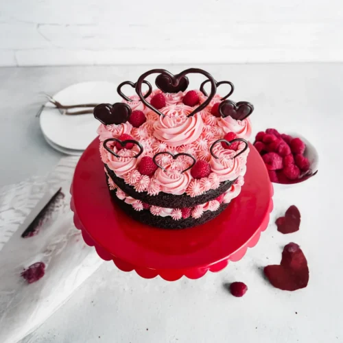 Love in Bloom – Romantic White Cake for Girlfriend