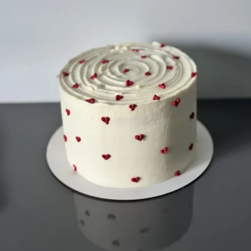 White Velvet Heart Cake